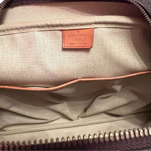 Louis Vuitton Monogram Trouville With Lock - Picture 13 of 14